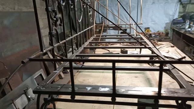 кованый диван, часть3, художественная ковка, кованые элементы, кондуктор. смотреть онлайн