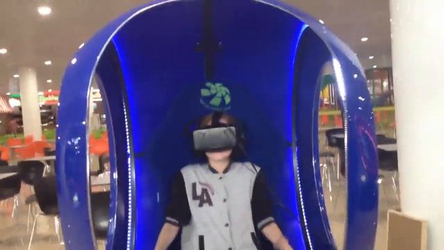 Кресло вертикальной реальности 7D было круто! смотреть онлайн