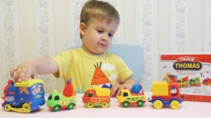 ★ ТОМАС И ЕГО ДРУЗЬЯ паровозик новый открываем играем thomas and friends