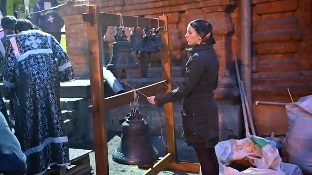 2021.04.30 Великий Пяток. Чин погребения. Первый крестный ход вокруг Собора Всемилостивого Спаса смотреть онлайн