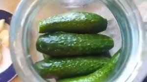 Маринованные огурцы, хрустящие и без хрена