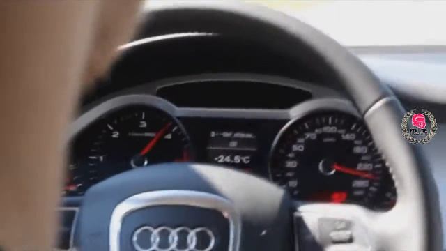 Бешеный АУДИ беспределит на дороге / Crazy Race AUDI смотреть онлайн