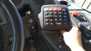 BELL B60E ОБЗОР КАБИНЫ / ОГРОМНЫЙ КАРЬЕРНЫЙ САМОСВАЛ