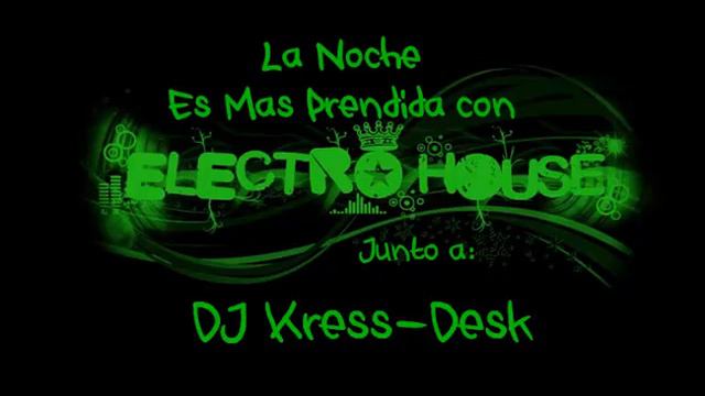 Hits Del Momento Junto a: DJ Kress-Desk смотреть онлайн