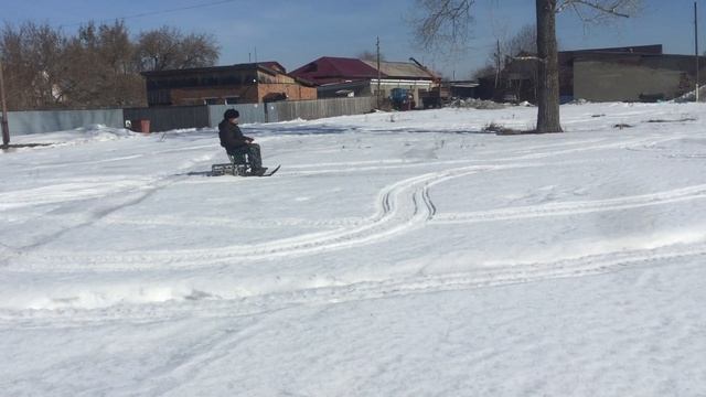 Самый Маленький Снегоход для рыбаков ---"СМС" смотреть онлайн