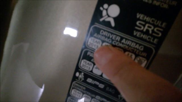 Volvo S60 V70 Model year and Color code plates 2001-2009 смотреть онлайн