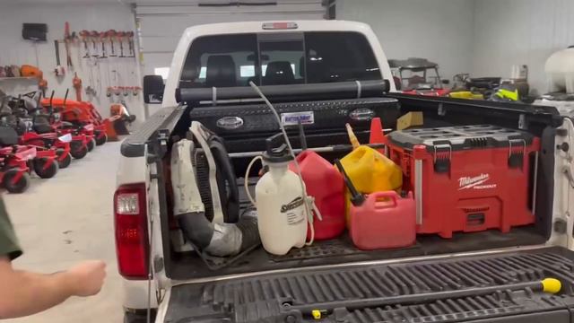 Landscaping Truck Every Day Carry! Supplies, Parts, Tools, and More! смотреть онлайн
