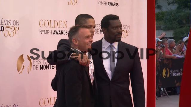 Charlie Barnett, Eamonn Walker, and David Eigenberg at th... смотреть онлайн