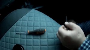 Как снять штатный подлокотник на Renault Sandero Stepway