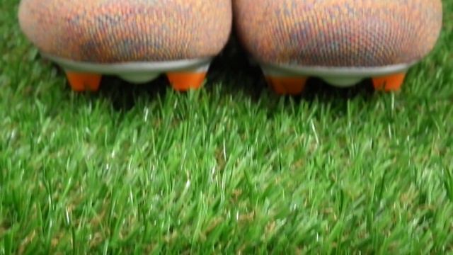 Unboxing Luis Suarez's New Football Boots: The adidas Samba Primeknit | Footy-Boots.com смотреть онлайн