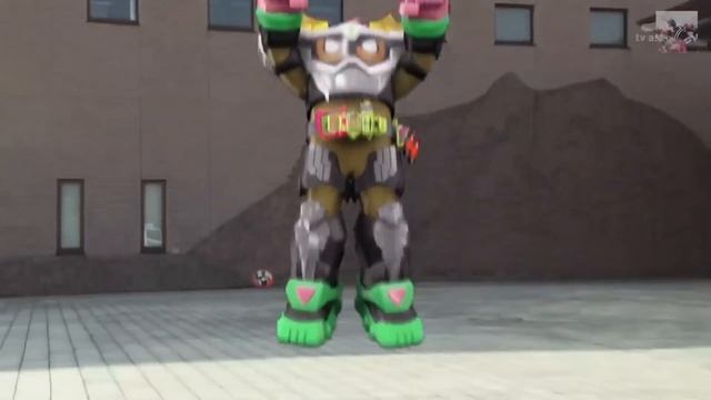 KAMEN RIDER EX-AID - All Riders Henshin, Form and Finisher Part 1 смотреть онлайн