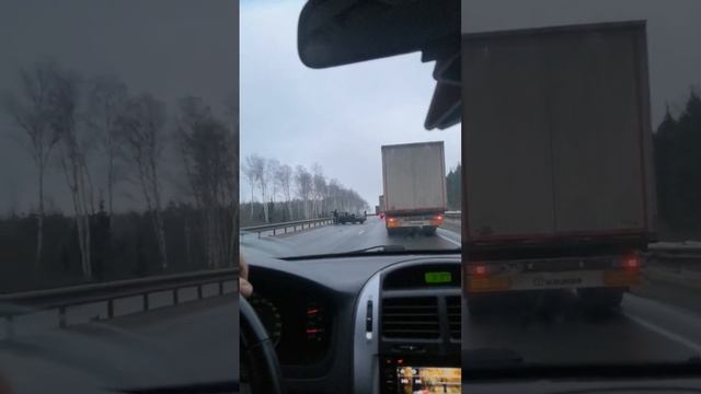 Владимирская область трасса М7 вся в ямах в обоих направлениях. смотреть онлайн