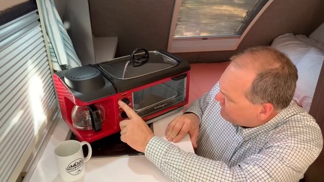 Nostalgia 3 in 1 Breakfast Station Review смотреть онлайн