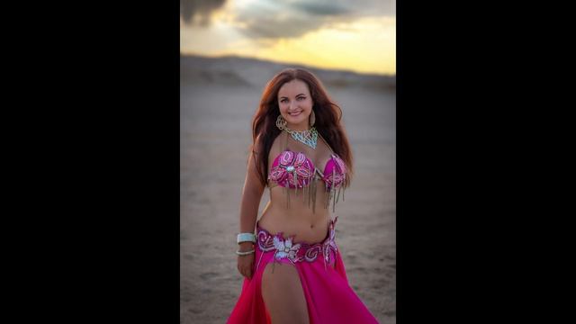 "Восточная История Красоты: Фотосессии в восточном костюме в Египте" смотреть онлайн