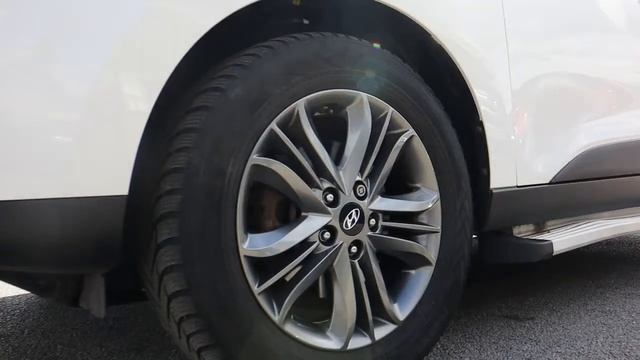 SM64EFL HYUNDAI IX35 2 0 CRDI SE NAV 5d 134 BHP смотреть онлайн