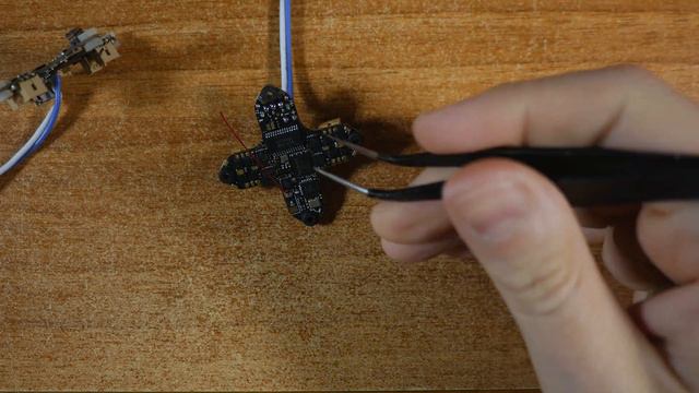 BASTA PROBLEMI?! La nuova AIO ExpressLRS per TINY WHOOP di BetaFPV смотреть онлайн