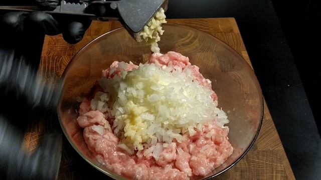 Рецепт,из фарша,бризоли,котлеты,из вафельных коржей,это вкусно. смотреть онлайн