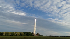 Минобороны опубликовало кадры боевой работы топографов и расчетов ОТРК "Искандер" в ходе СВО