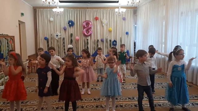 "Начинается весна". Песенка с движениями. Средняя группа смотреть онлайн