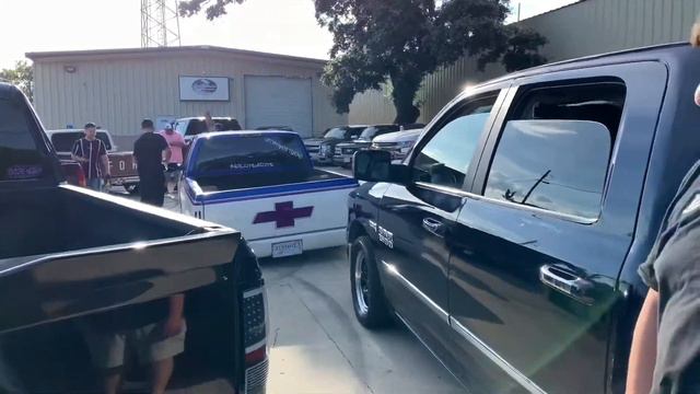 Ss clone gets a detail wash and cuhs go wild at the truck meet смотреть онлайн