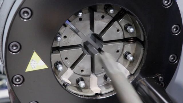 Finn Power P32NMS. Обжимной пресс для РВД смотреть онлайн