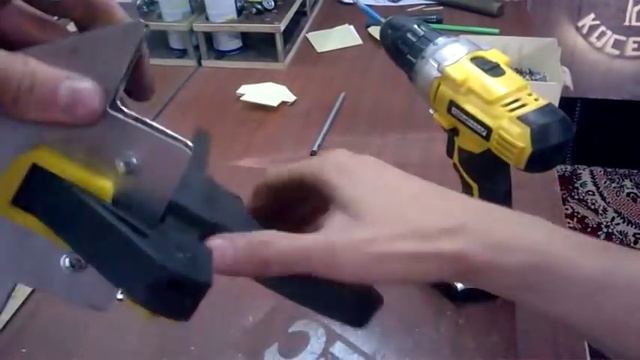 Самодельный магнитный уголок для сварки \ DIY magnetic area for welding смотреть онлайн