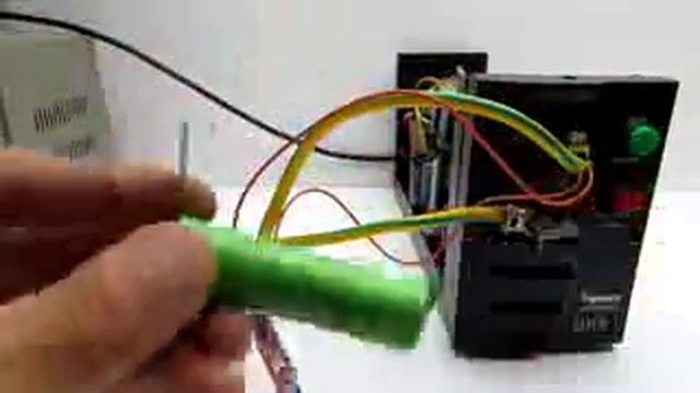 Аккумуляторная мини дрель для сверления печатных плат смотреть онлайн