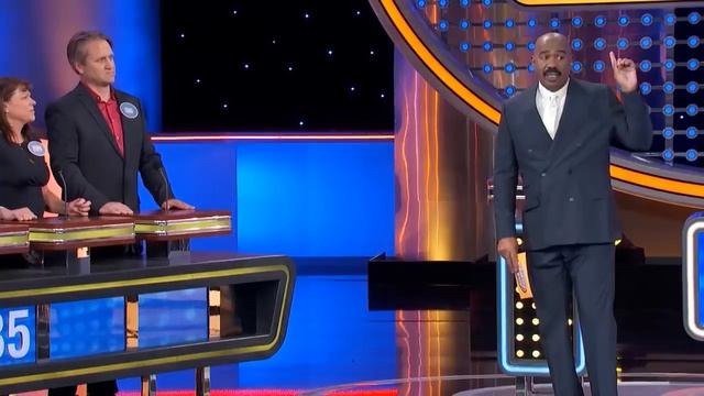 Family Feud - "Who is the GREATEST female singer of All Time?" смотреть онлайн