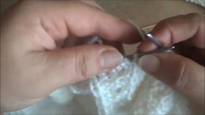 Белый костюмчик для новорожденного. knitted suit for newborn baby