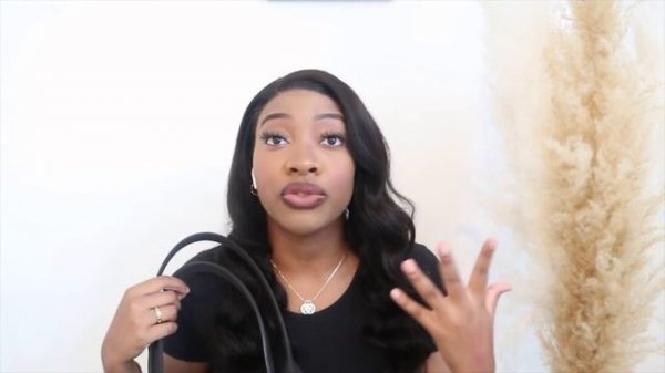 THE TOTE BAG MARC JACOBS REVIEW + SIZE COMPARISON SMALL VS LARGE + WHAT FITS