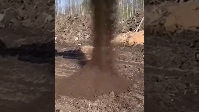 Грунт(земля) и перегной. торф. Возможно в мешках смотреть онлайн