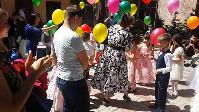 Выпускной в саду Арта 25.05.15 шарики смотреть онлайн