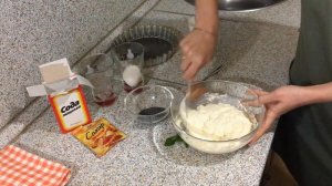 Манник с маком