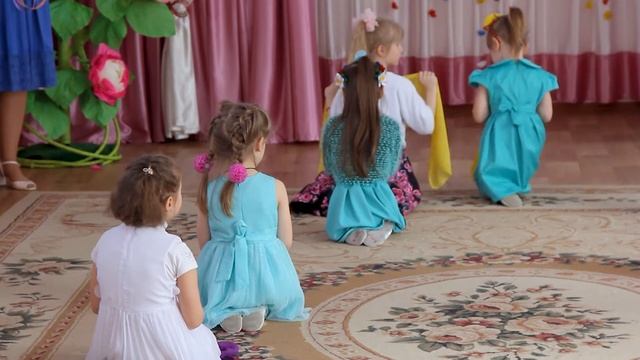 68 сад 5 група - Свято Весни смотреть онлайн