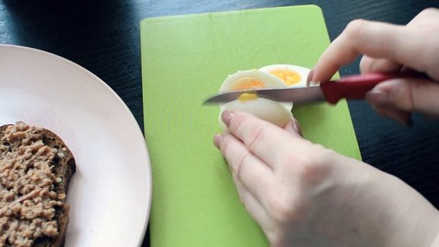 Вкуснейшие тосты с тунцом. Полезный бутерброд. Легко и просто! смотреть онлайн