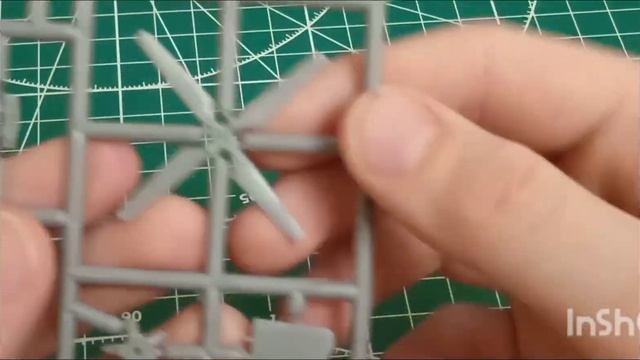 обзор на сборную модель вертолёта Ми 10 от фирмы Восточный экспресс/ Обзоры от Михаила смотреть онлайн