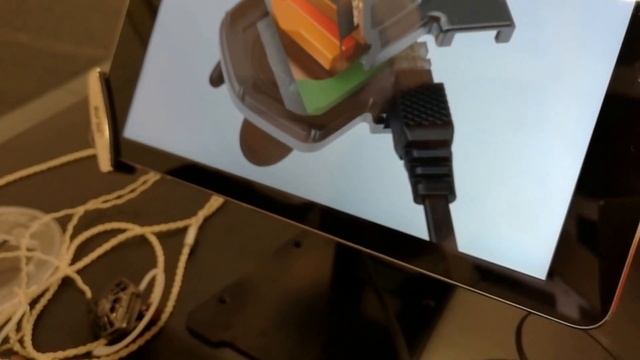 Audeze iSine in-ear lightning headphone смотреть онлайн