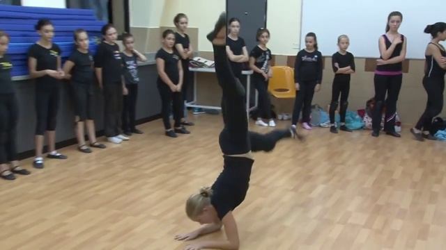 Танцы для подростков. Видео обучение смотреть онлайн