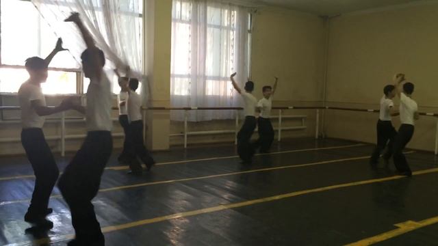 Андижанская полька. 1-й год обучения. смотреть онлайн