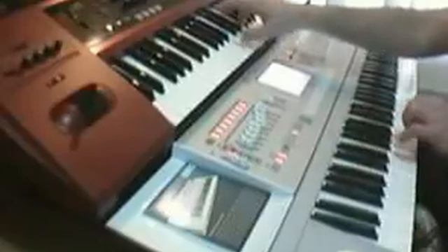 KORG M3 & KARMA , MIKE OLDFIELD´S MOONLIGHT SHADOW VERSION PLAYED AT ONTINYENT. смотреть онлайн