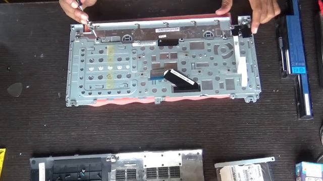 Acer Aspire V3 series/Q5WV1 KEYBOARD REPLACEMENT смотреть онлайн