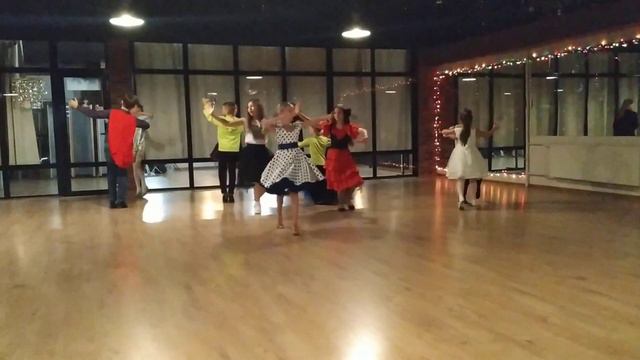 Новогодний праздник в Лотосе 27.12.2019(5) смотреть онлайн