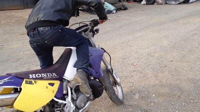 Honda CRM250 Test смотреть онлайн