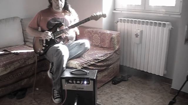 Vincenzo Grieco test Bugera 5 watt valve ampli Fender Stratocaster S.R.V. signature смотреть онлайн