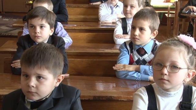 Ніжинська гімназія №3 (Початкова школа) 1/3 смотреть онлайн