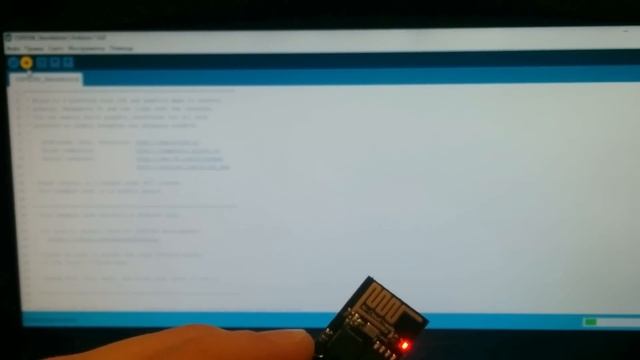 Как сделать WI Fi розетку c управлением со смартфона своими руками ESP 8266 за 4.1 доллара смотреть онлайн
