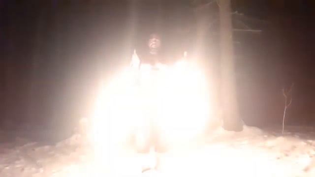 Файр-шоу с мечами на снегу смотреть онлайн