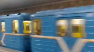 Отправление Номерного 81-717 со станции Площадь Гарина-Михайловского. Дзержинская линия