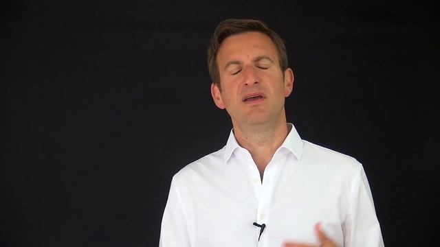Welcome to 5 Minutes with Cyrill смотреть онлайн
