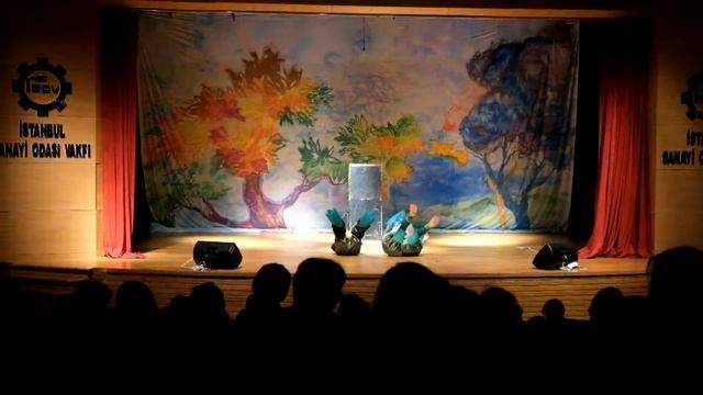 Спектакль "Дюймовочка". Жабы смотреть онлайн